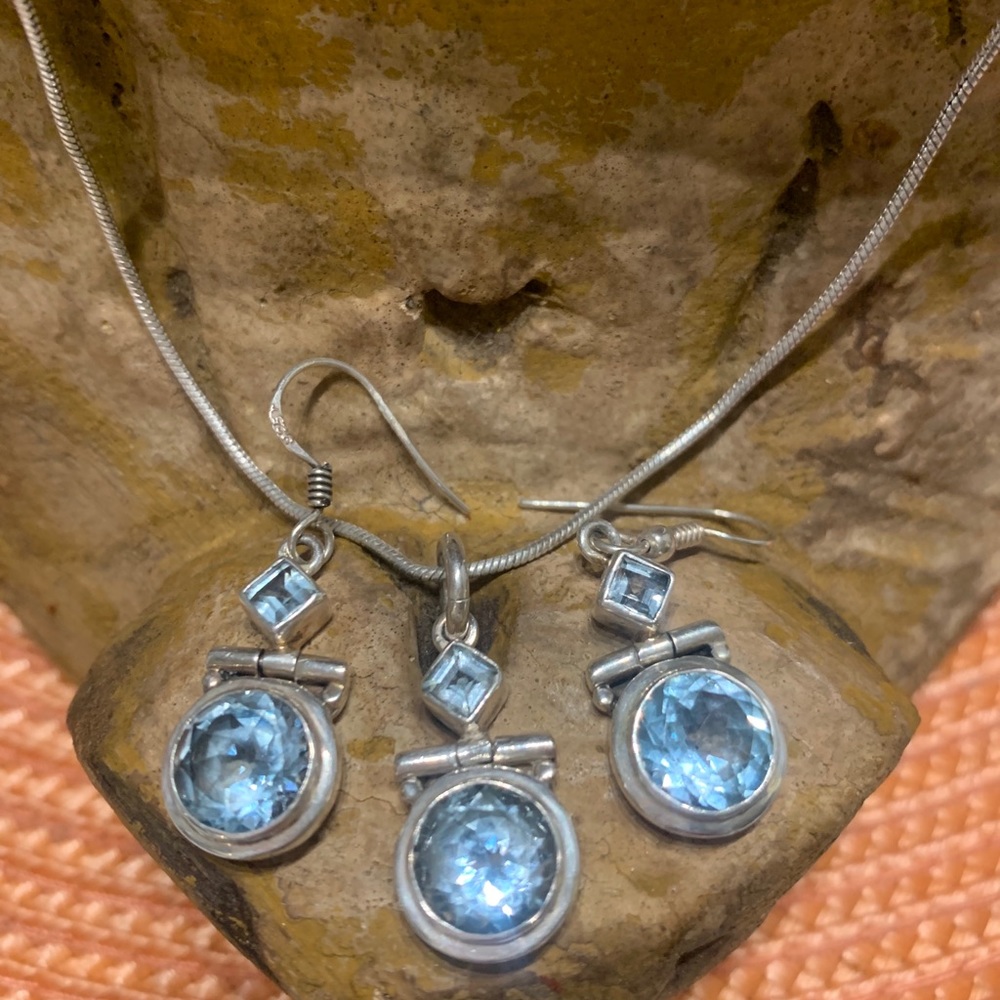 Aquamarine Earring and Pendant set | 925 Silver | Made in Italy